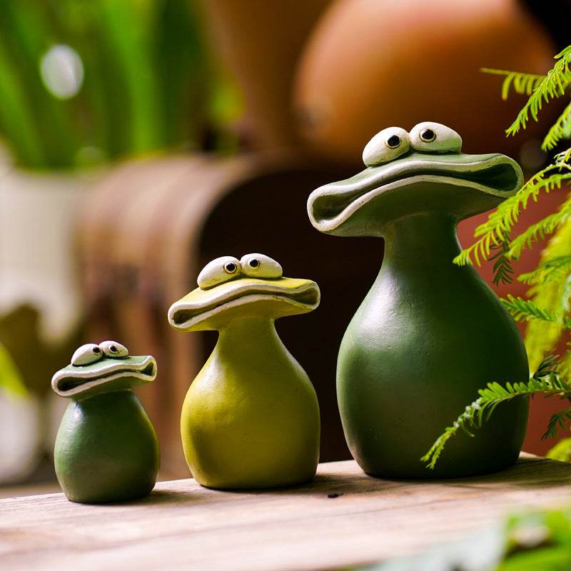 Quirky Eyes & Wide Mouth Frogs - Shop Jobie