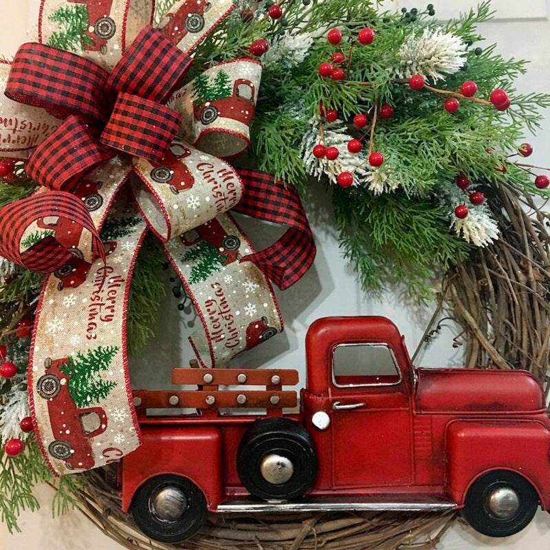 Red Truck Christmas Wreath - Shop Jobie