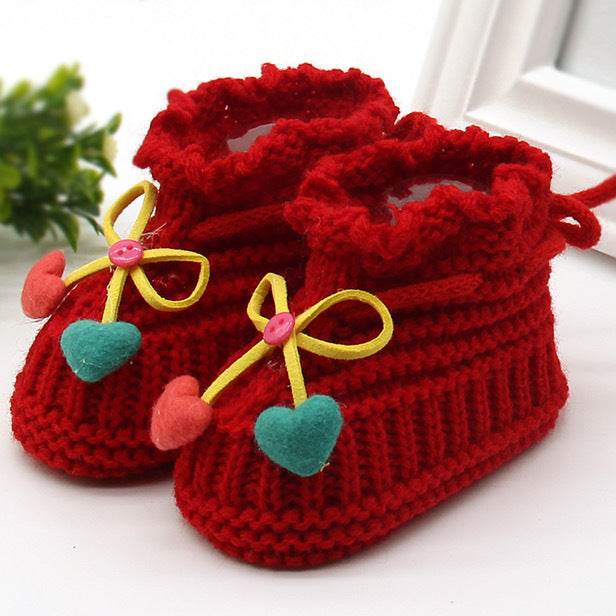 Snuggly Baby Yarn Shoes! - Shop Jobie