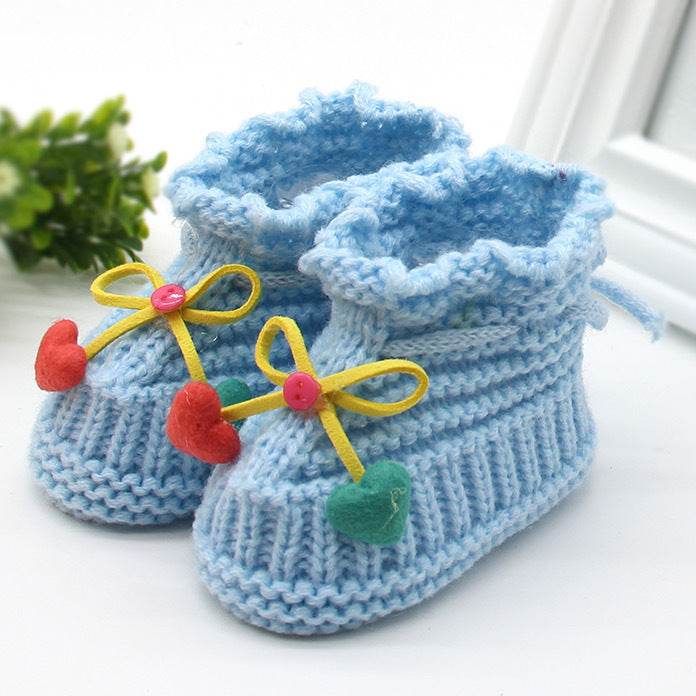 Snuggly Baby Yarn Shoes! - Shop Jobie