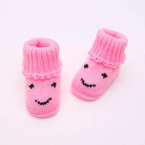 Snuggly Baby Yarn Shoes! - Shop Jobie