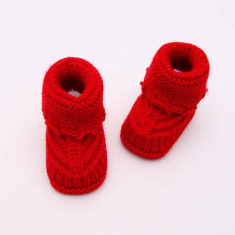Snuggly Baby Yarn Shoes! - Shop Jobie