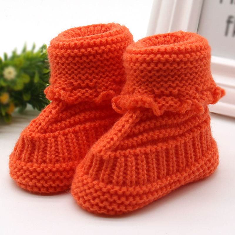 Snuggly Baby Yarn Shoes! - Shop Jobie
