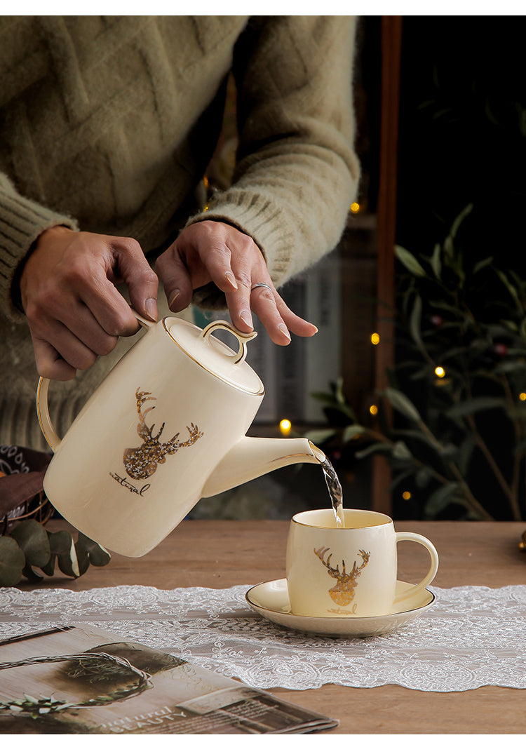 European-inspired Teapot set