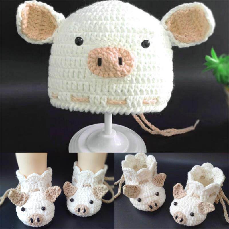 Pigs! First Step and Crawler Baby Yarn Hat and Shoes - Shop Jobie