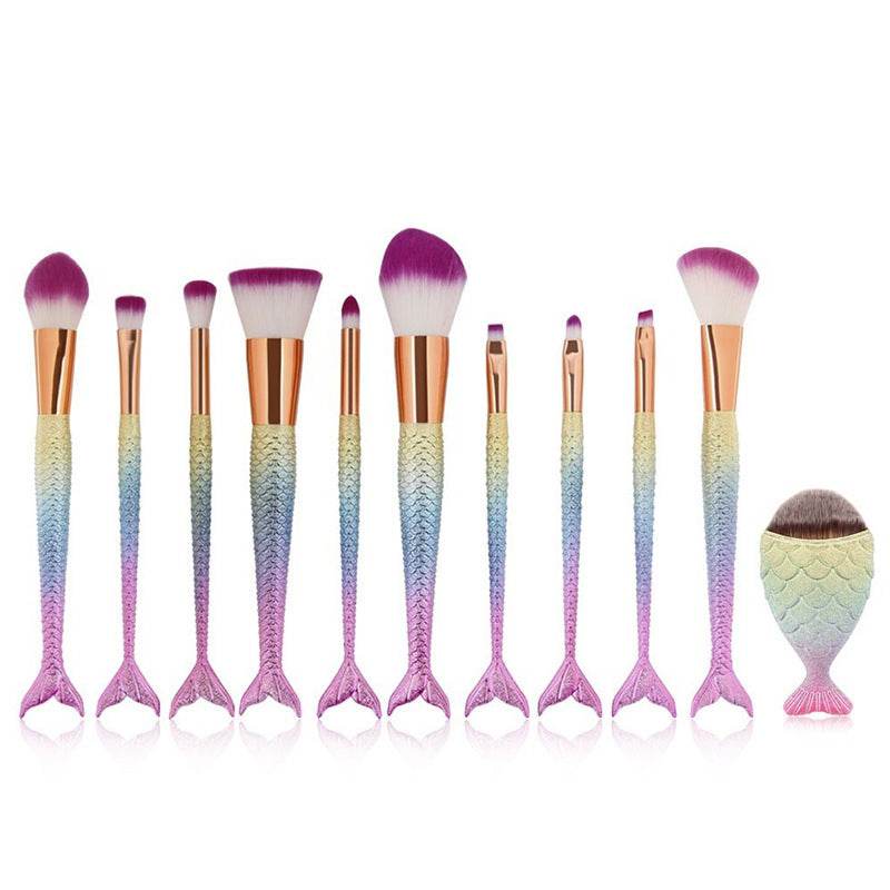 Makeup Fishtail Brush - Shop Jobie