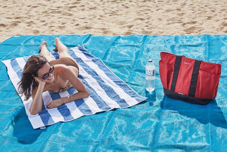 Folding Beach Mat