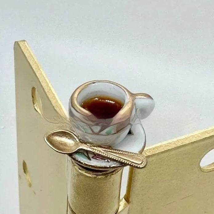 Hinge Toppers - Teacups - Shop Jobie