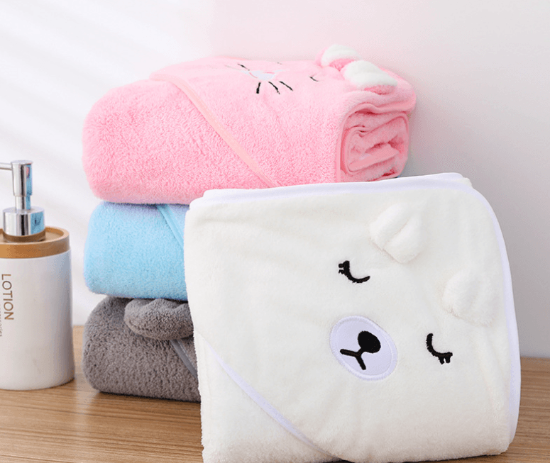 Comfy Cartoon Fleece Children's Cape Bath Towel - Shop Jobie