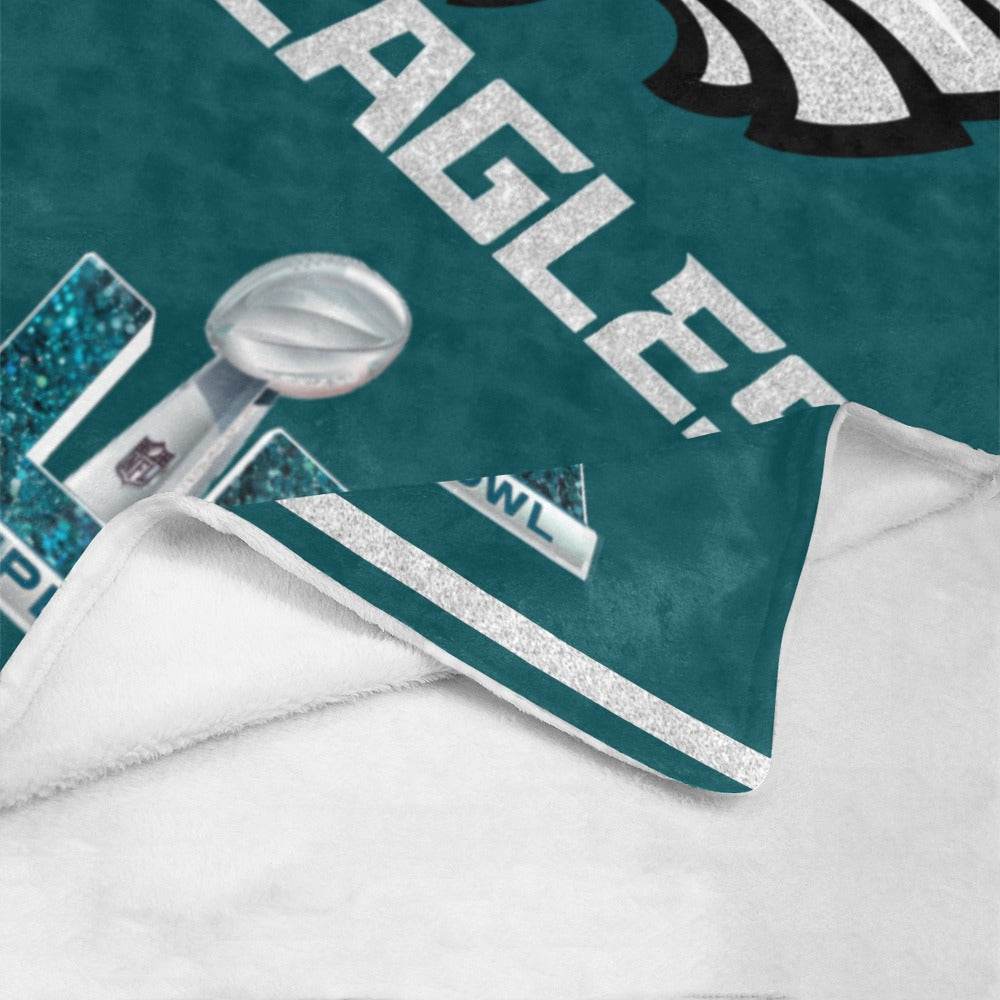 SUPERBOWL Cozie Hugs Eagles Blanket - Shop Jobie