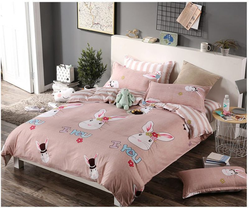 Various 4-piece Bedding Sets