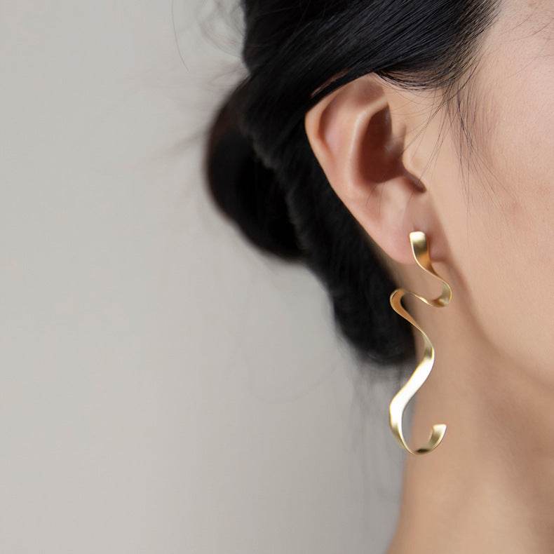 S925 Silver and Gold Ribbon Earrings - Shop Jobie