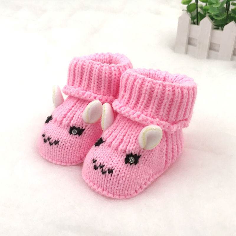 Snuggly Baby Yarn Shoes! - Shop Jobie