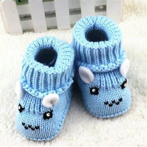 Snuggly Baby Yarn Shoes! - Shop Jobie