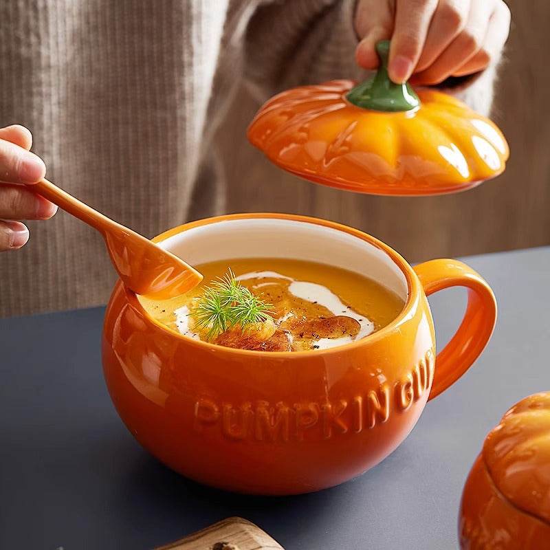 Pumpkin-Shaped Ceramic bowl w/Lid & Spoon - Shop Jobie