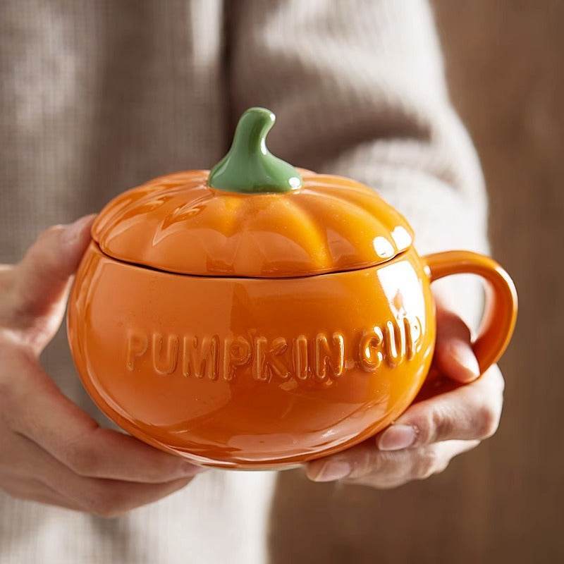 Pumpkin-Shaped Ceramic bowl w/Lid & Spoon - Shop Jobie