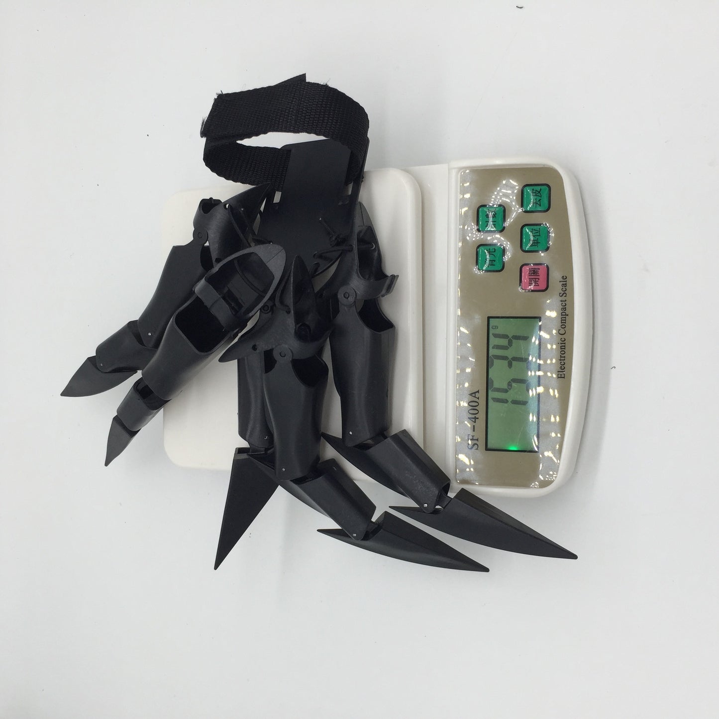 Haunted Articulated Fingers