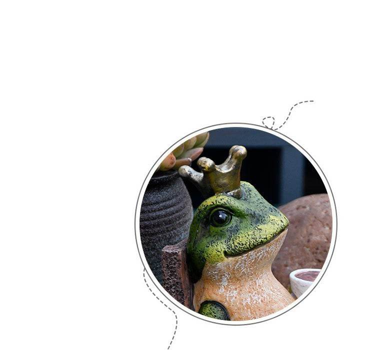 Decorative Courtyard Frog - Shop Jobie