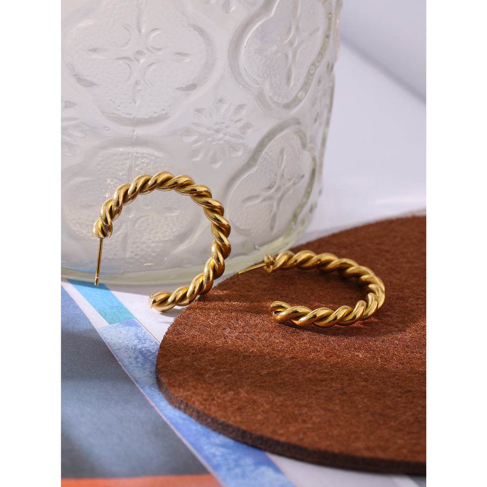 Rope Circle Golden Earrings - Shop Jobie