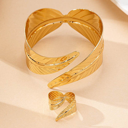 Court Geometry Open Bracelet - Shop Jobie