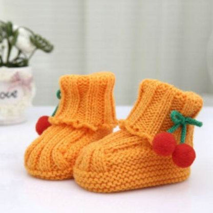 Snuggly Baby Yarn Shoes! - Shop Jobie