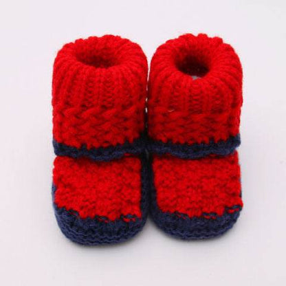 Snuggly Baby Yarn Shoes! - Shop Jobie