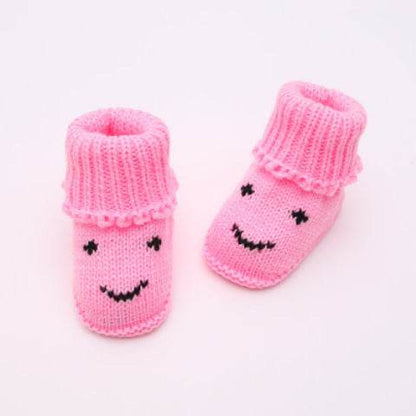 Snuggly Baby Yarn Shoes! - Shop Jobie