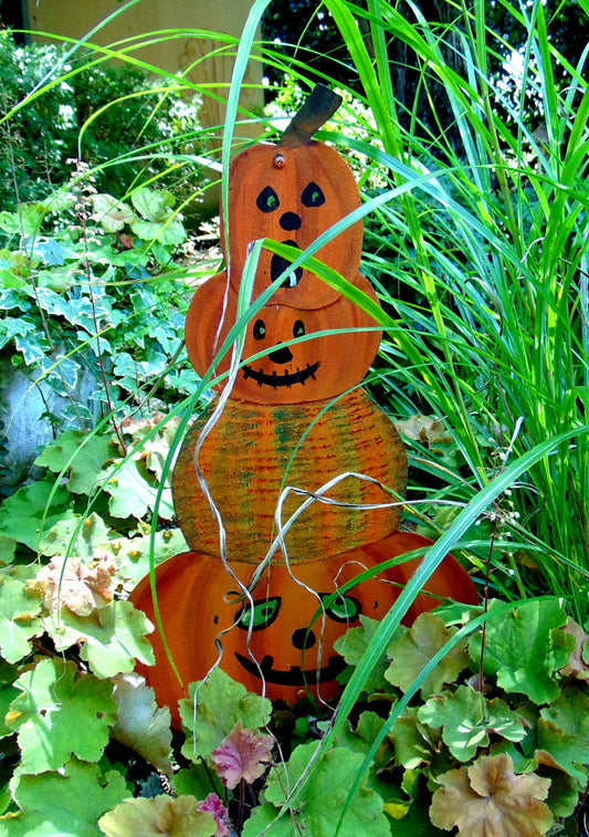 Stacked PUMPKIN GARDEN STAKE