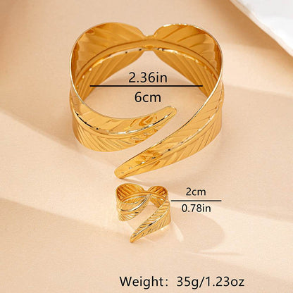 Court Geometry Open Bracelet - Shop Jobie