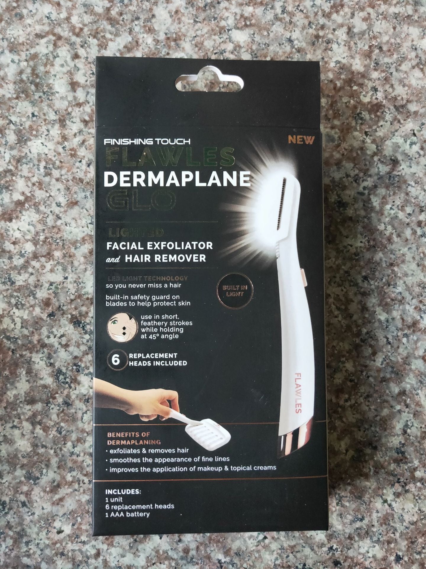 Facial Dermaplane Tool w/LED manual shaver