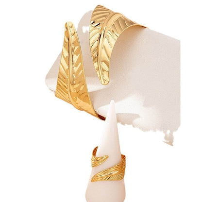 Court Geometry Open Bracelet - Shop Jobie