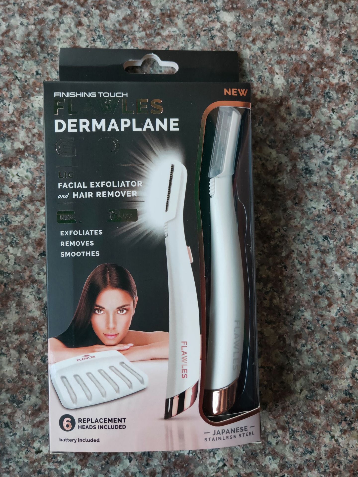 Facial Dermaplane Tool w/LED manual shaver