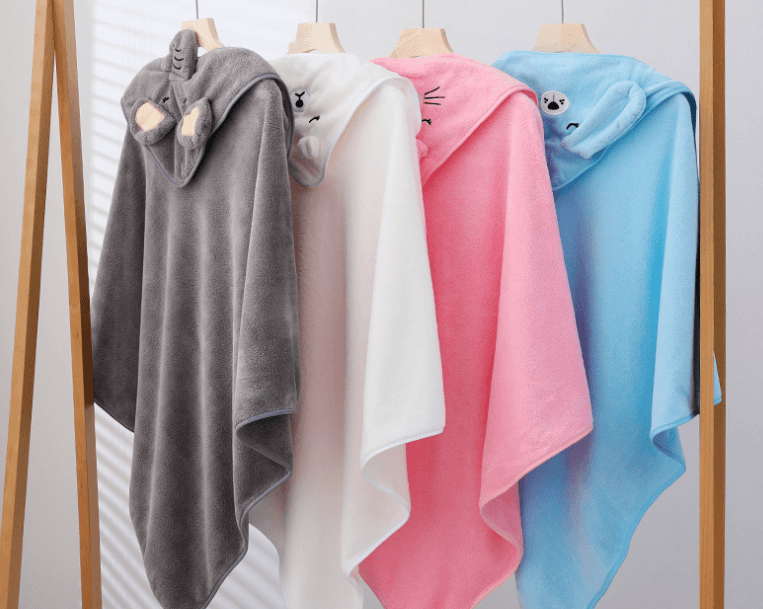 Comfy Cartoon Fleece Children's Cape Bath Towel - Shop Jobie