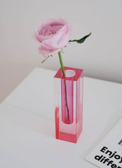 Minimalist Acrylic Column Square Vase - Shop Jobie