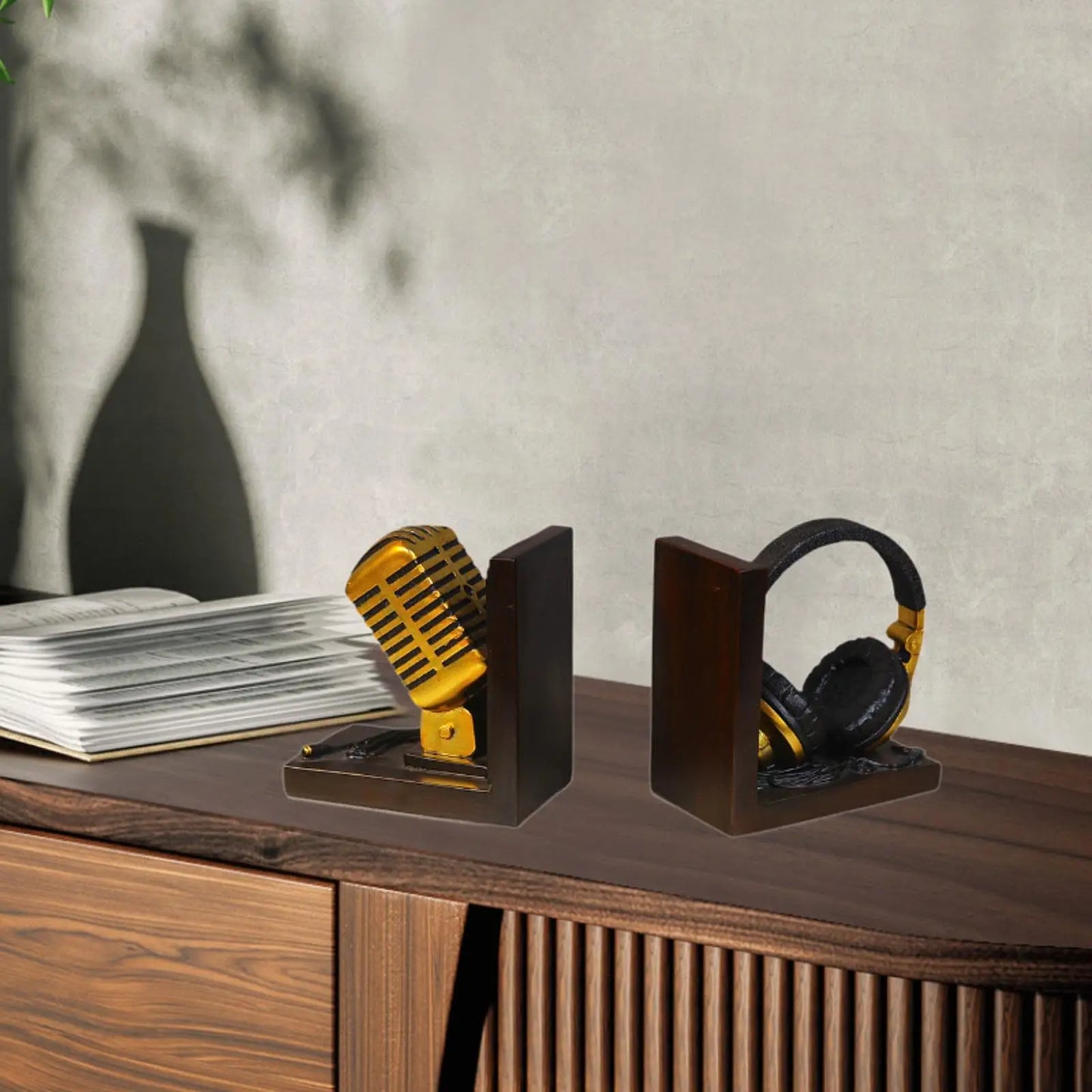 Bookends - Retro Microphone & Headphones