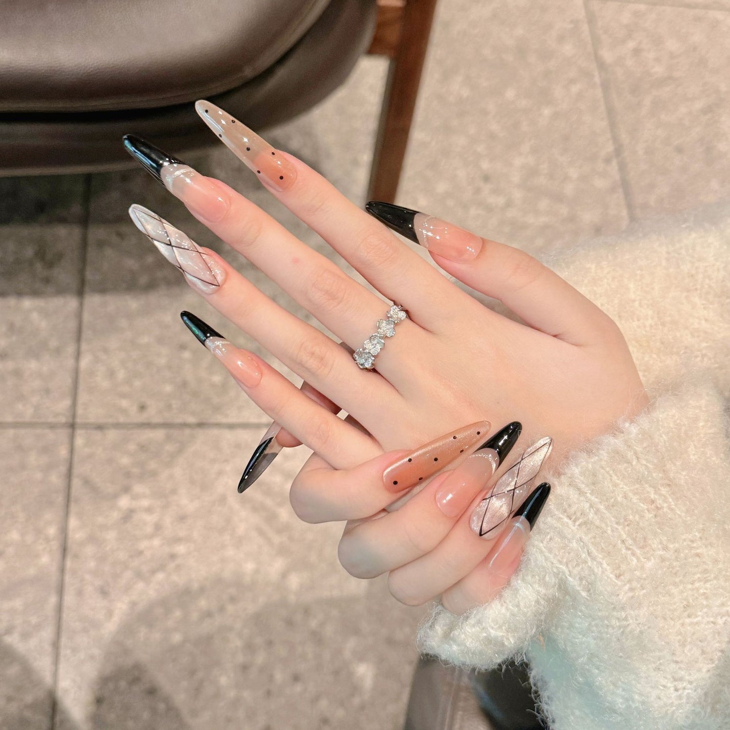 French Black Edge Classic Style Press-On Nails