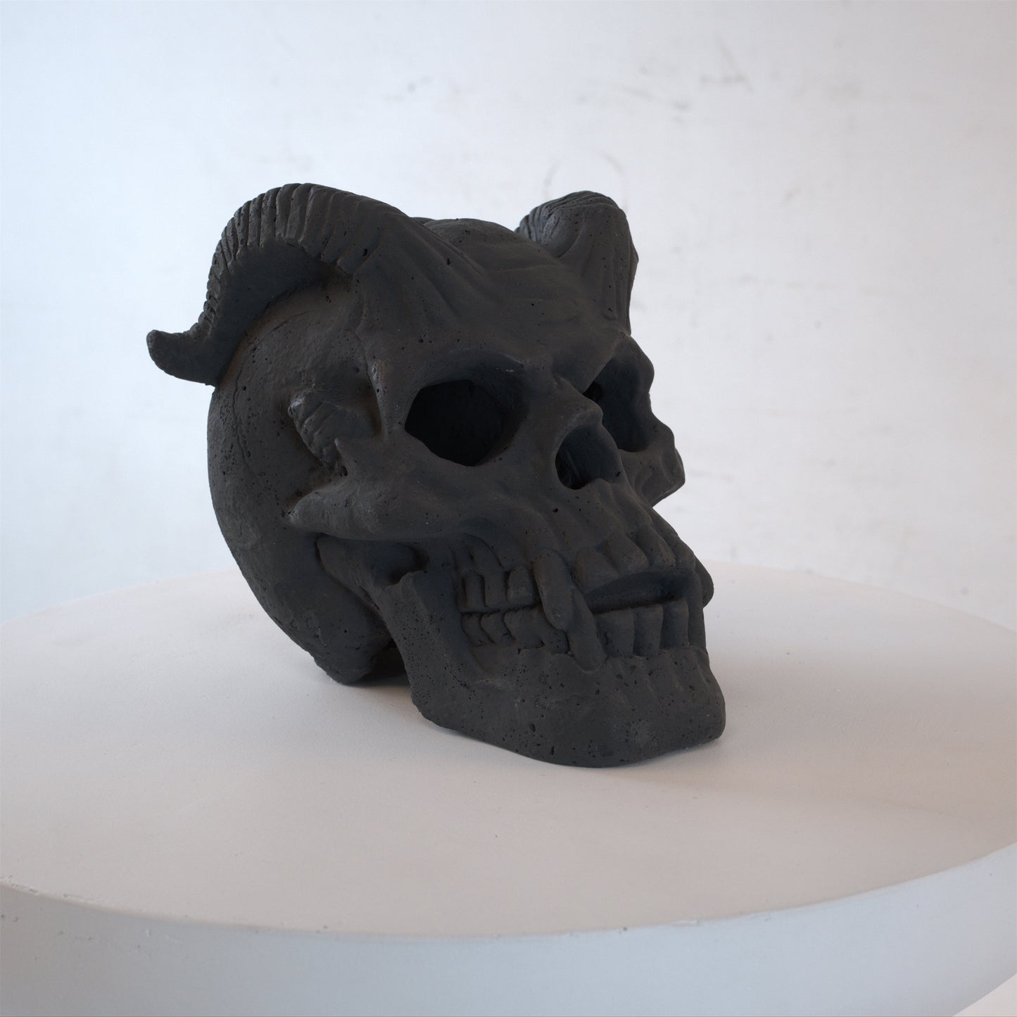 Fireproof Horned Skull Gas Log